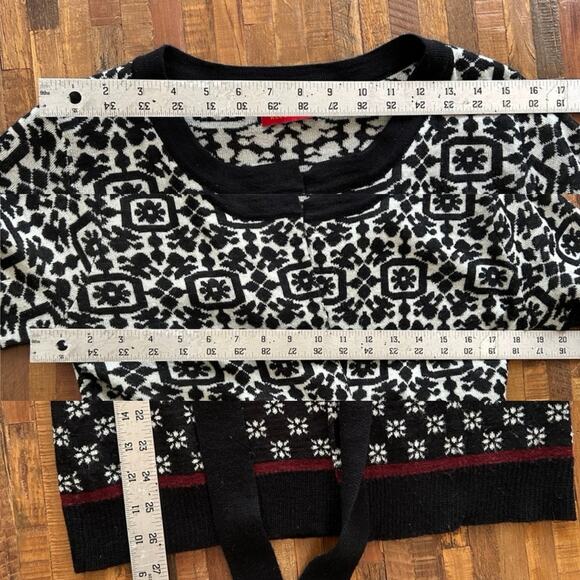 Vivienne Westwood Red Label Knit Sweater – Y2K Black & White Pattern, Size M - Picture 7 of 7